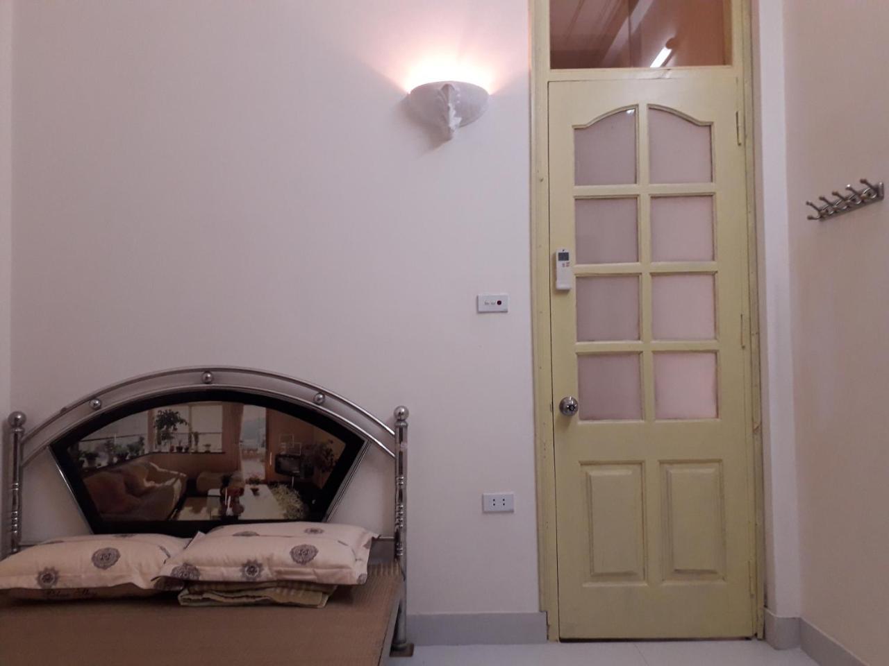 Homestay Nam Dong Hanoi Esterno foto